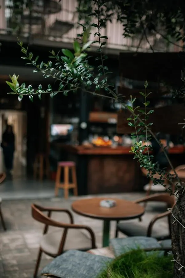 Bed Station Hostel & Bar Shkoder