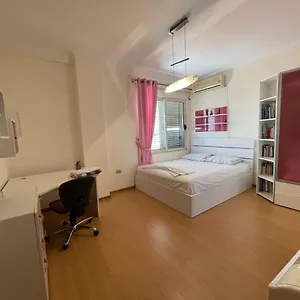albjona-room-with-breakfast-included.hotels-in-tirana.com/